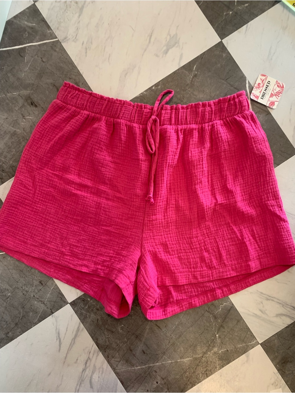 180 High-Waist Drawstring Shorts in Vibrant Pink